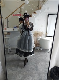 Self portrait of No.005 transparent maid(1)